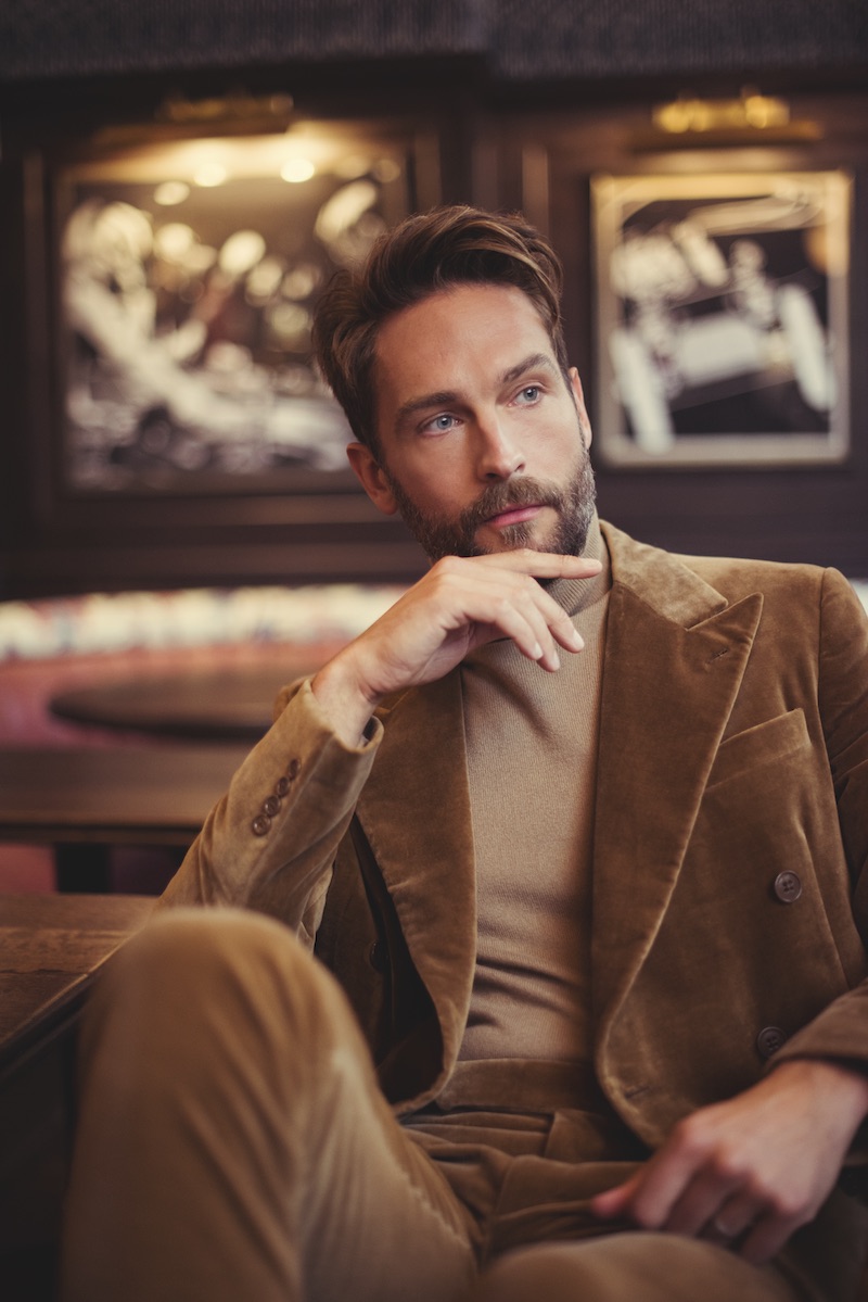 Tom Mison